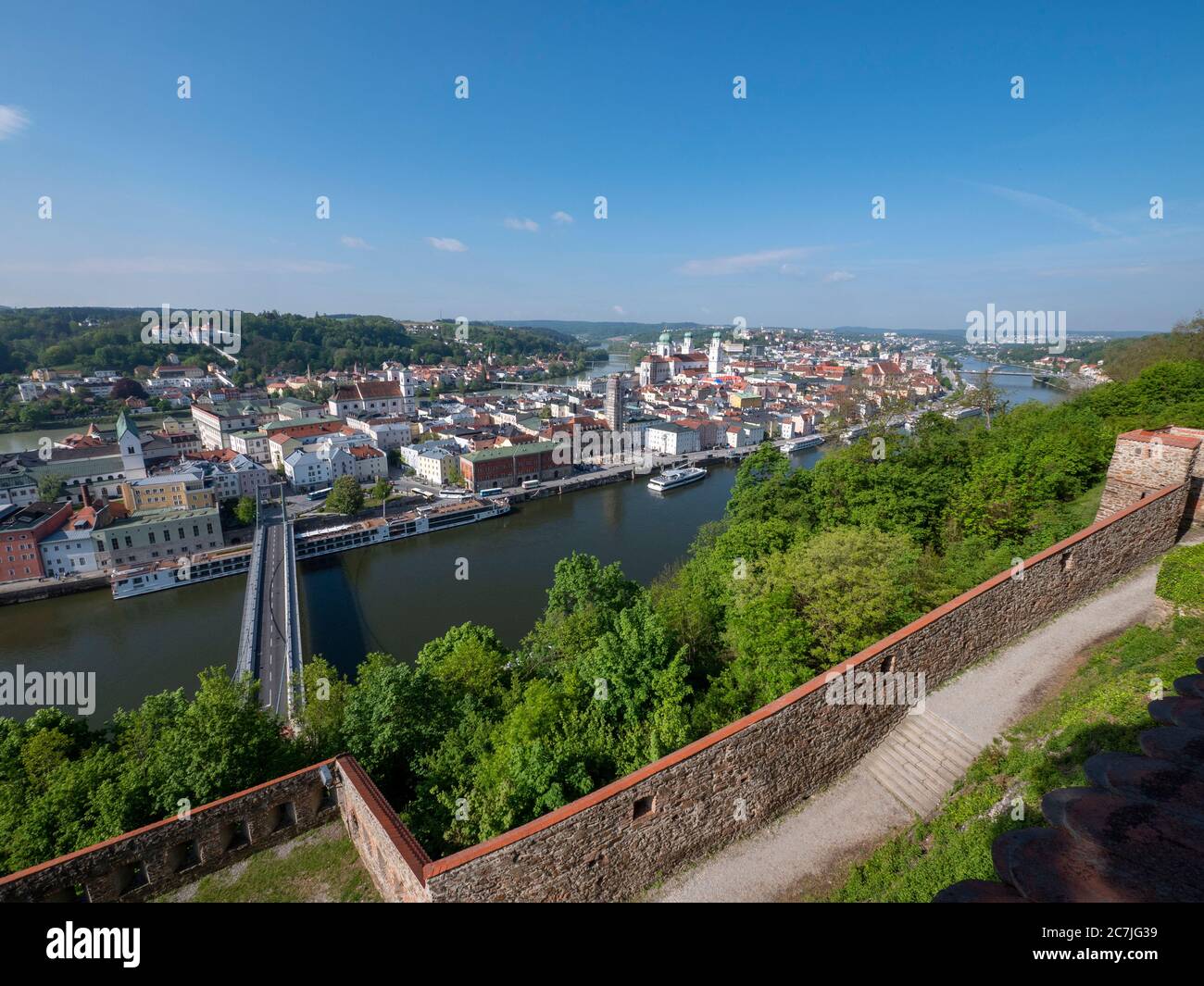 Blick auf die Altstadt vom Fests Oberhaus, Passau, Bayern, Deutschland Stockfoto