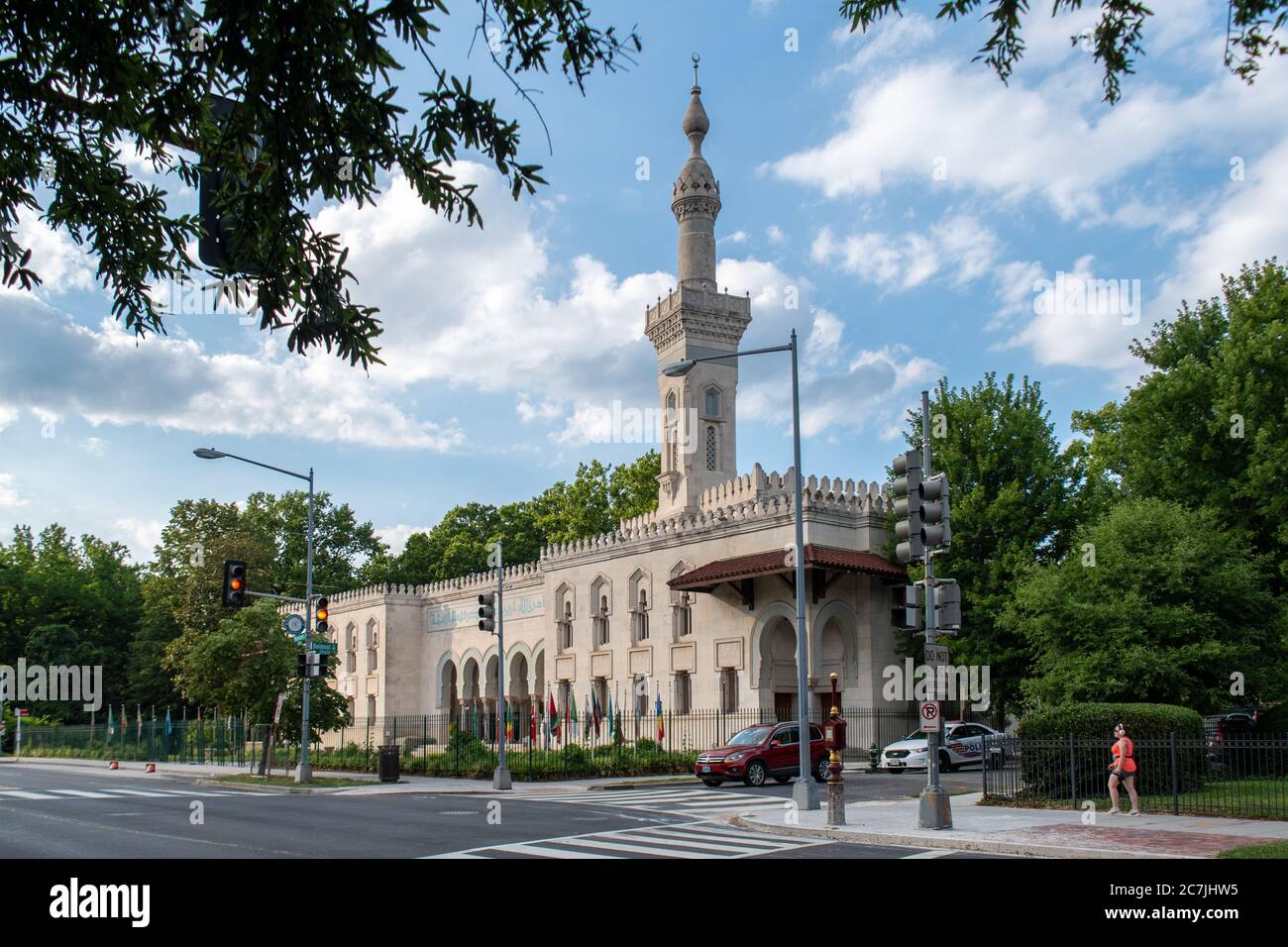 Washington, D.C. / USA - Juli 17 2020: Außenfassade des Islamischen Zentrums von Washington D.C. Stockfoto