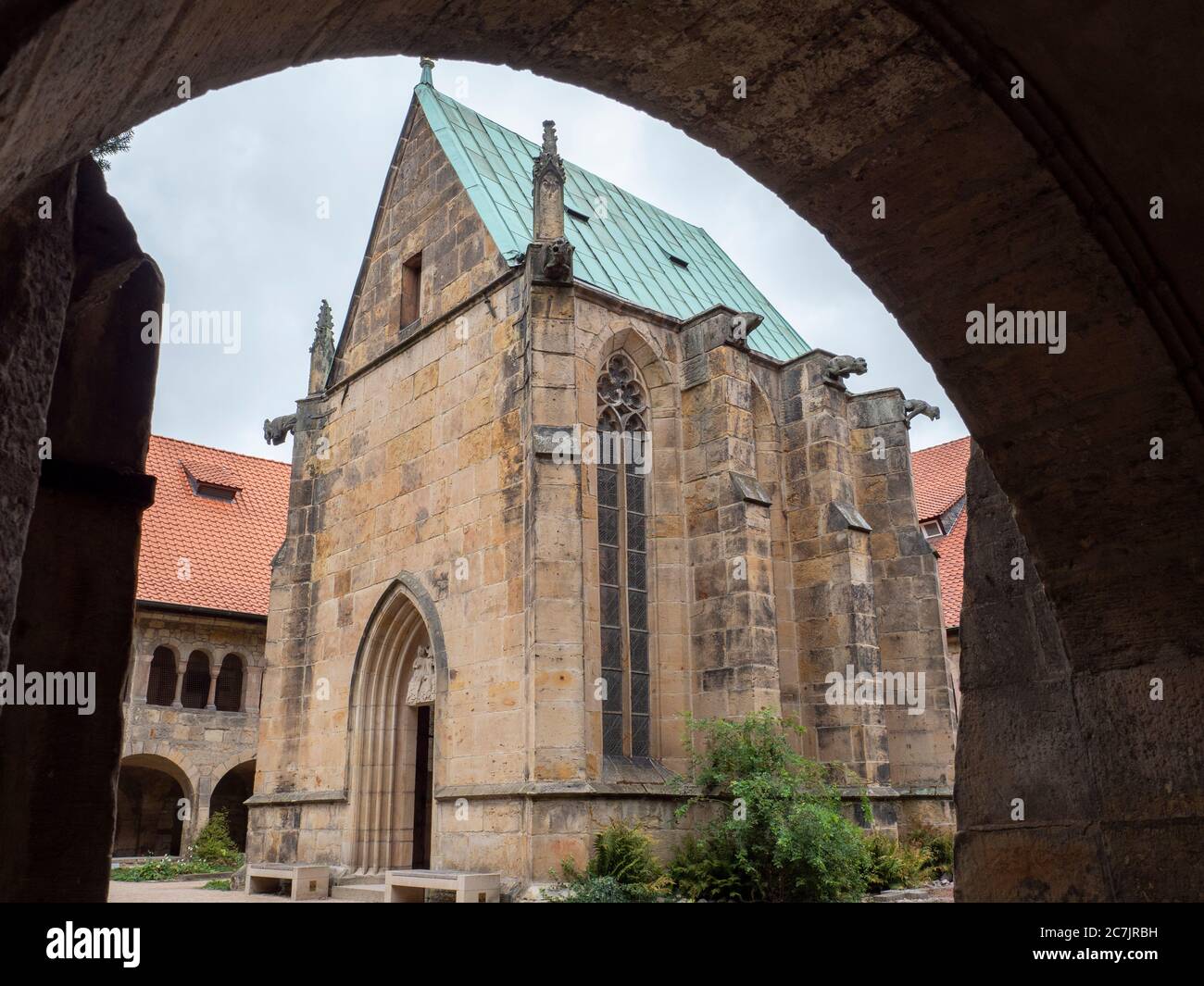 Hildesheimer Dom, Blick auf den Innenhof, Hildesheim, UNESCO Weltkulturerbe, Niedersachsen, Deutschland Stockfoto