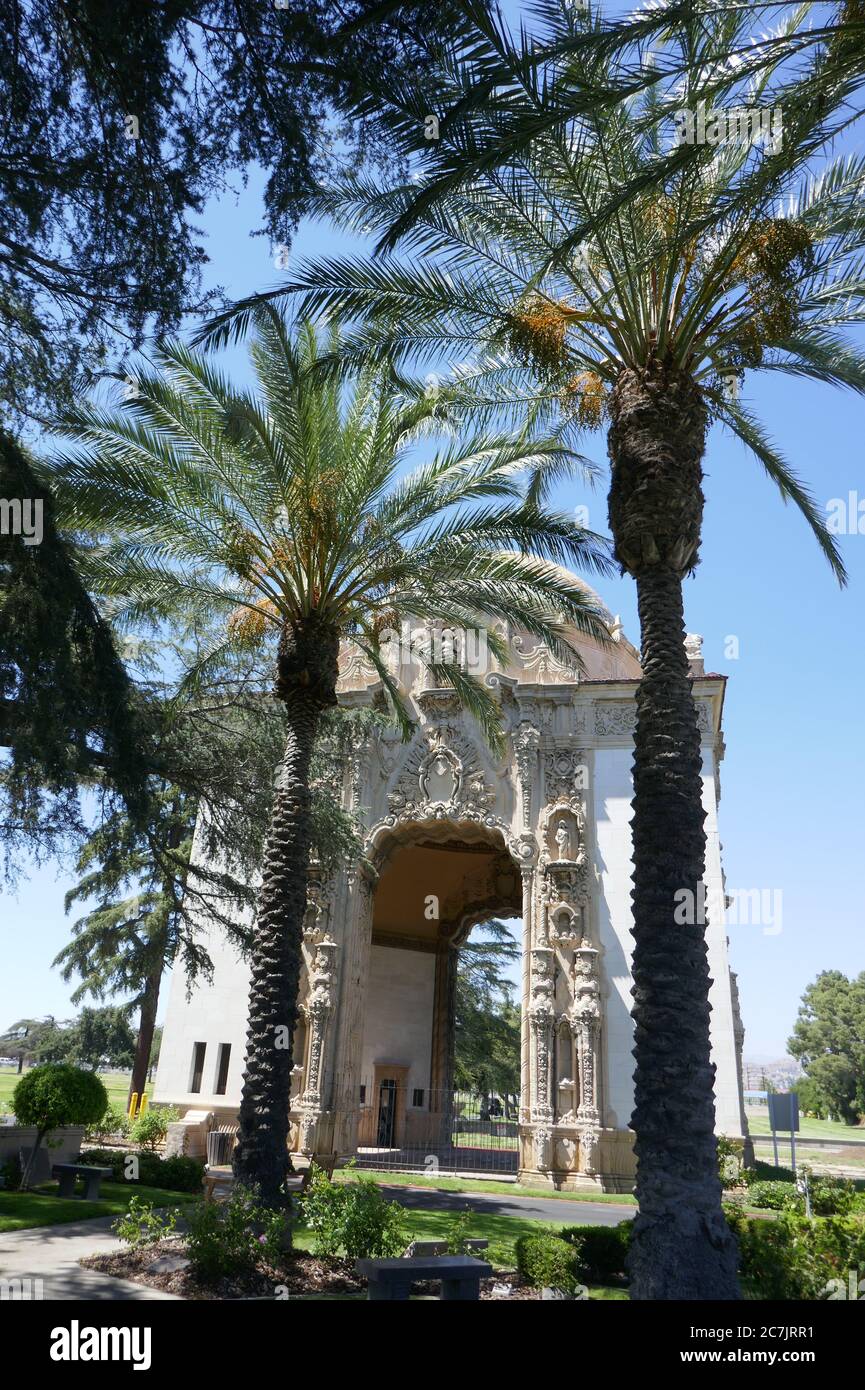 North Hollywood, California, USA 17. Juli 2020 EINE allgemeine Sicht der Atmosphäre des Amelia Earhart Memorial im Portal des Falteten Wings Shrine to Aviation am 17. Juli 2020 im Valhalla Memorial Park in North Hollywood, Kalifornien, USA. Foto von Barry King/Alamy Stockfoto Stockfoto