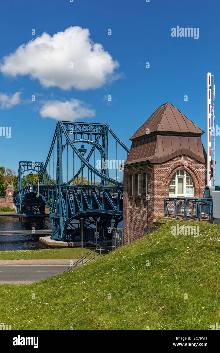 Der Kaiser-Wilhelm-Brücke, Wilhelmshaven, Niedersachsen, Stockfoto