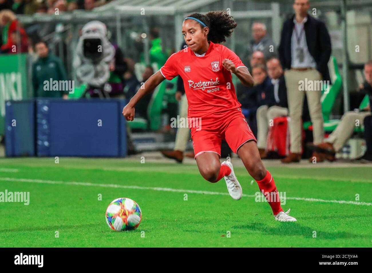 Wolfsburg, 16. Oktober 2019: Ashleigh Weerden von FC Twente Damen-Fußballmannschaft während eines UWCL-Fußballmatches Stockfoto