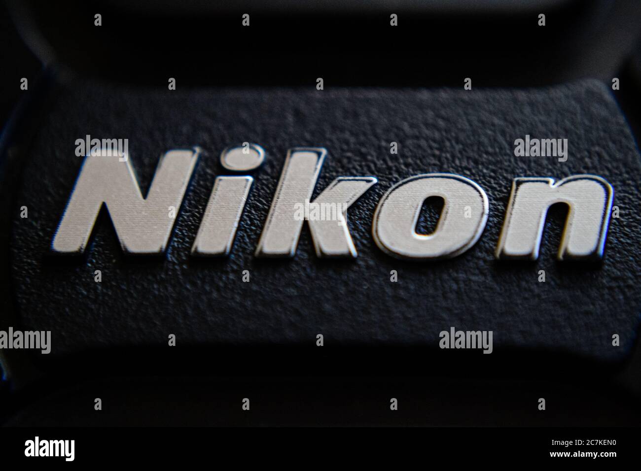 PORT-LOUIS, MAURITIUS - 29. JULI 2015: Nikon Logo auf der Objektivabdeckung (oder Objektivkappe). Nikon ist ein japanischer multinationaler Konzern, der sich auf die Herstellung von Stockfoto