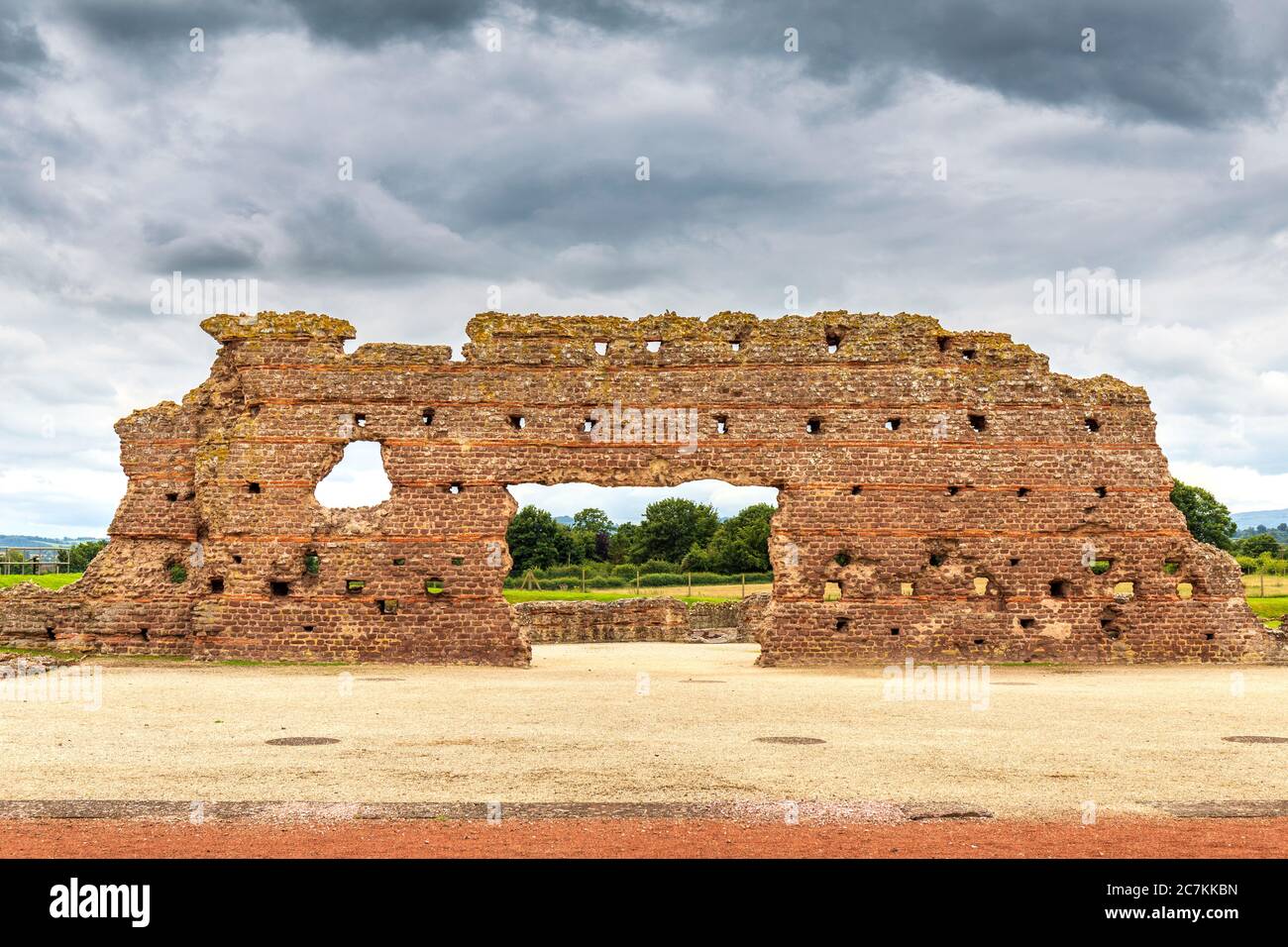 Überreste der Basilikumwand der römischen Bäder in Wroxeter, Shropshire, England Stockfoto