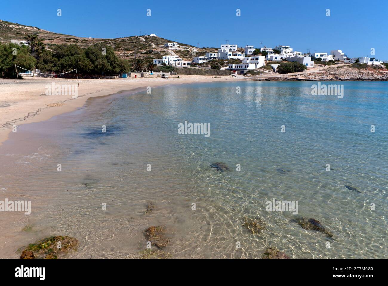 Hafenstrand auf der abgelegenen griechischen Insel Donoussa Stockfoto