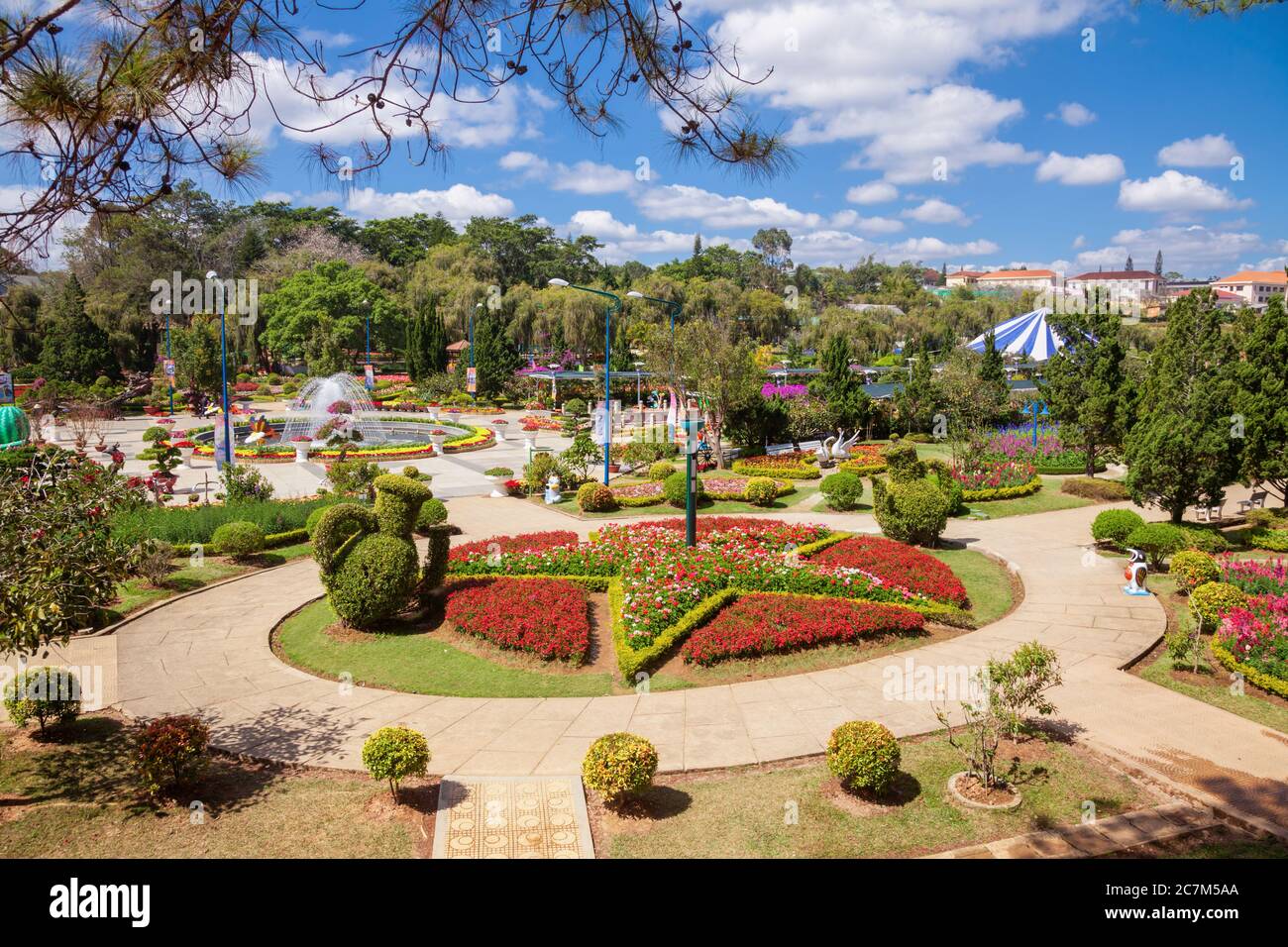 Dalat Flower Gardens Park in der Stadt Da Lat, Vietnam, ist ein beliebtes Touristenziel. Park ist berühmt für seine große Sammlung von einheimischen und exotischen f Stockfoto