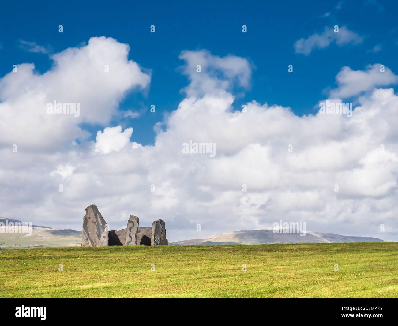 Burgen in den Wolken der Yorkshire Dales Stockfoto