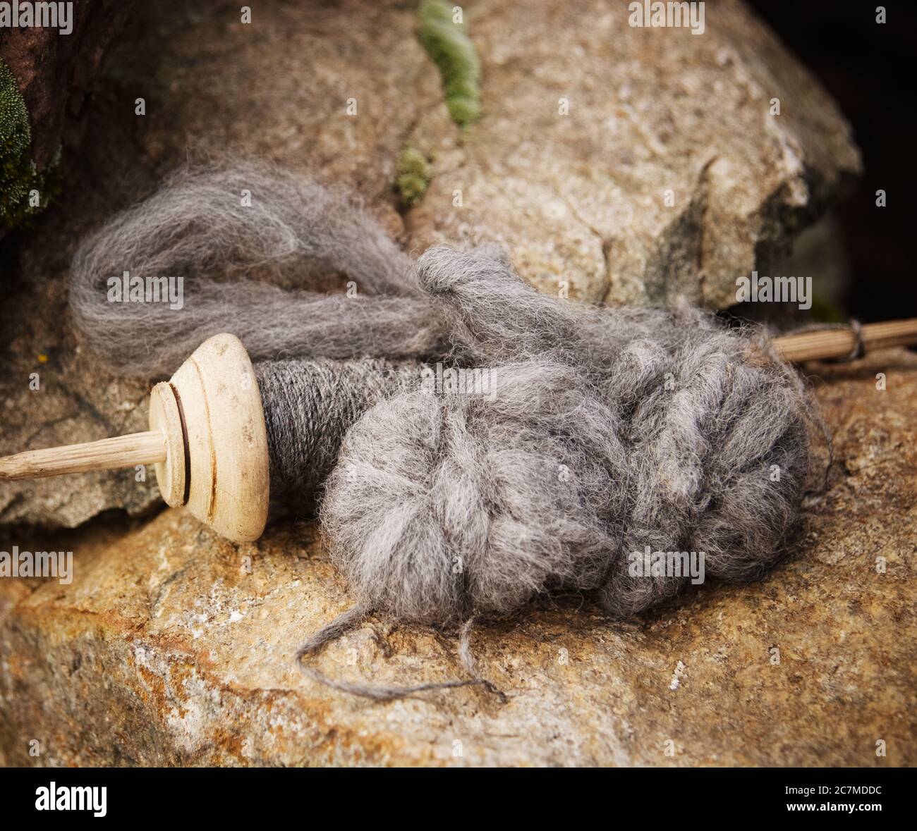 Wollspule zum Weben, Peru, Südamerika Stockfoto