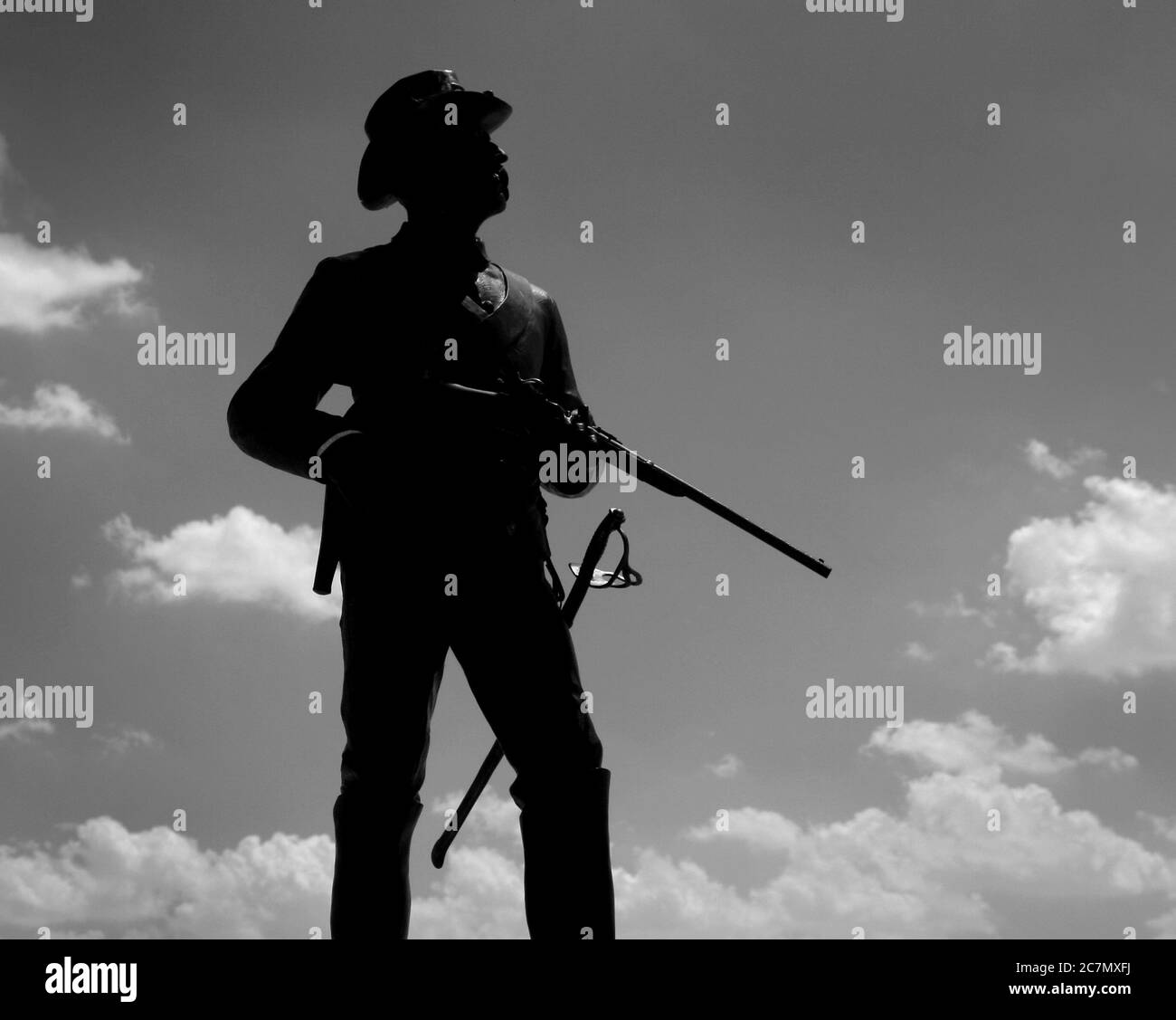 Eine Silhouette eines Bürgerkriegs-Soldaten, Teil eines Denkmals im Gettysburg National Park in Pennsylvania. Stockfoto
