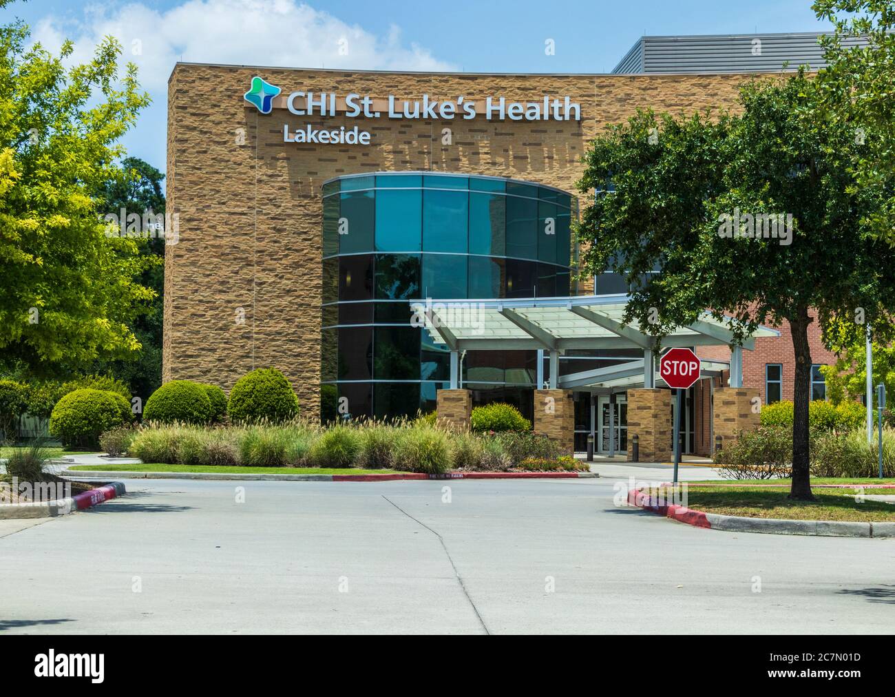 CHI St. Luke's Health-Lakeside Hospital bietet Sportmedizin und kardiovaskuläre Spezialdienstleistungen in den Woodlands, Texas. Stockfoto