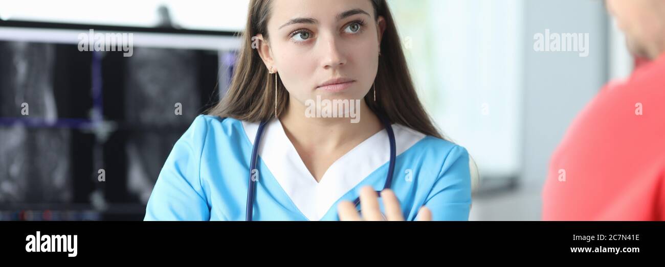 Gebrochener Handknochen und medizinischer Termin Stockfoto Gebrochener Handknochen und medizinischer Termin Stockfoto