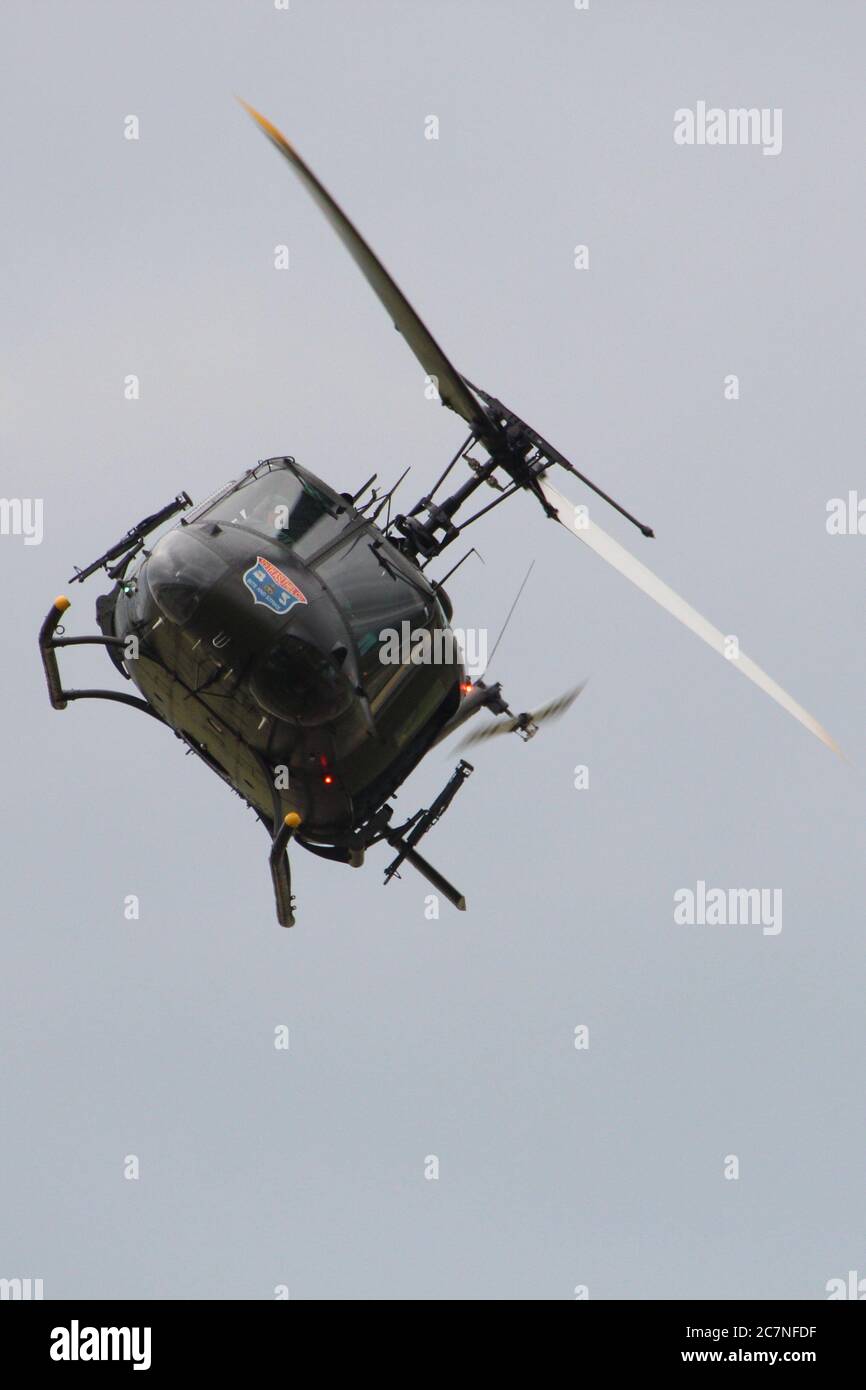 G-UHIH, ein privat betrieber Bell UH-1H Iroquis Hubschrauber (früher 72-21509 im US-Army-Dienst), der 2016 auf der East Fortune Airshow gezeigt wurde. Stockfoto