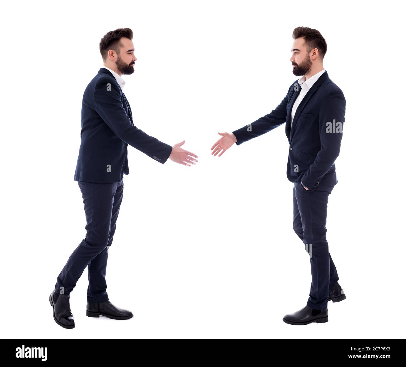 Business People Konzept - zwei gleiche Geschäftsleute bereit für Handschlag isoliert auf weißem Hintergrund Stockfoto