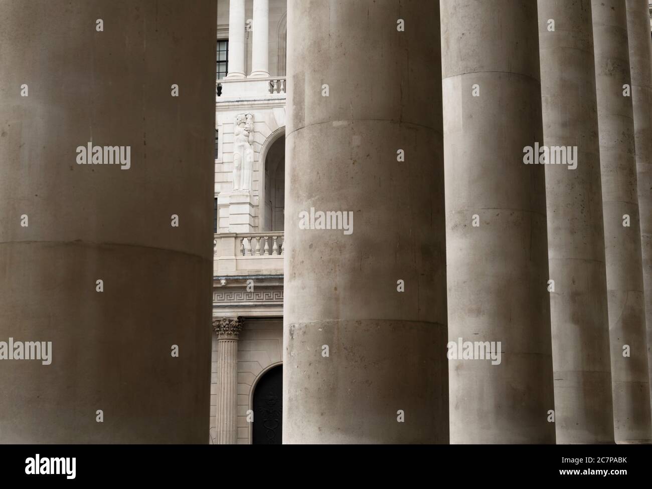 Die Bank of England ist die Zentralbank des Vereinigten Königreichs. Manchmal auch bekannt als die ‘Alte Dame’ der Threadneedle Street'. Threadneedle Street, London, Großbritannien 18 Mar 2017 Stockfoto