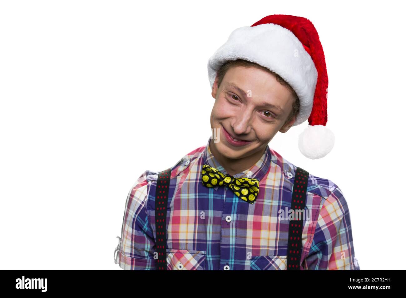 Portrait von glücklich fröhlich Teenager trägt weihnachtshut. Stockfoto