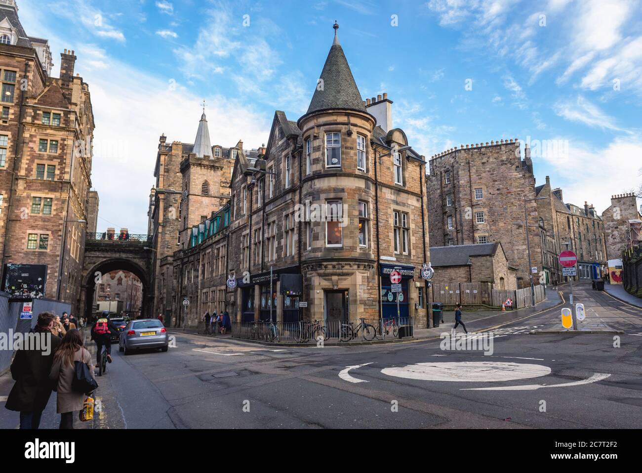 Cowgate und Candlemaker Row Streets in Edinburgh, der Hauptstadt Schottlands, Teil des Vereinigten Königreichs Stockfoto