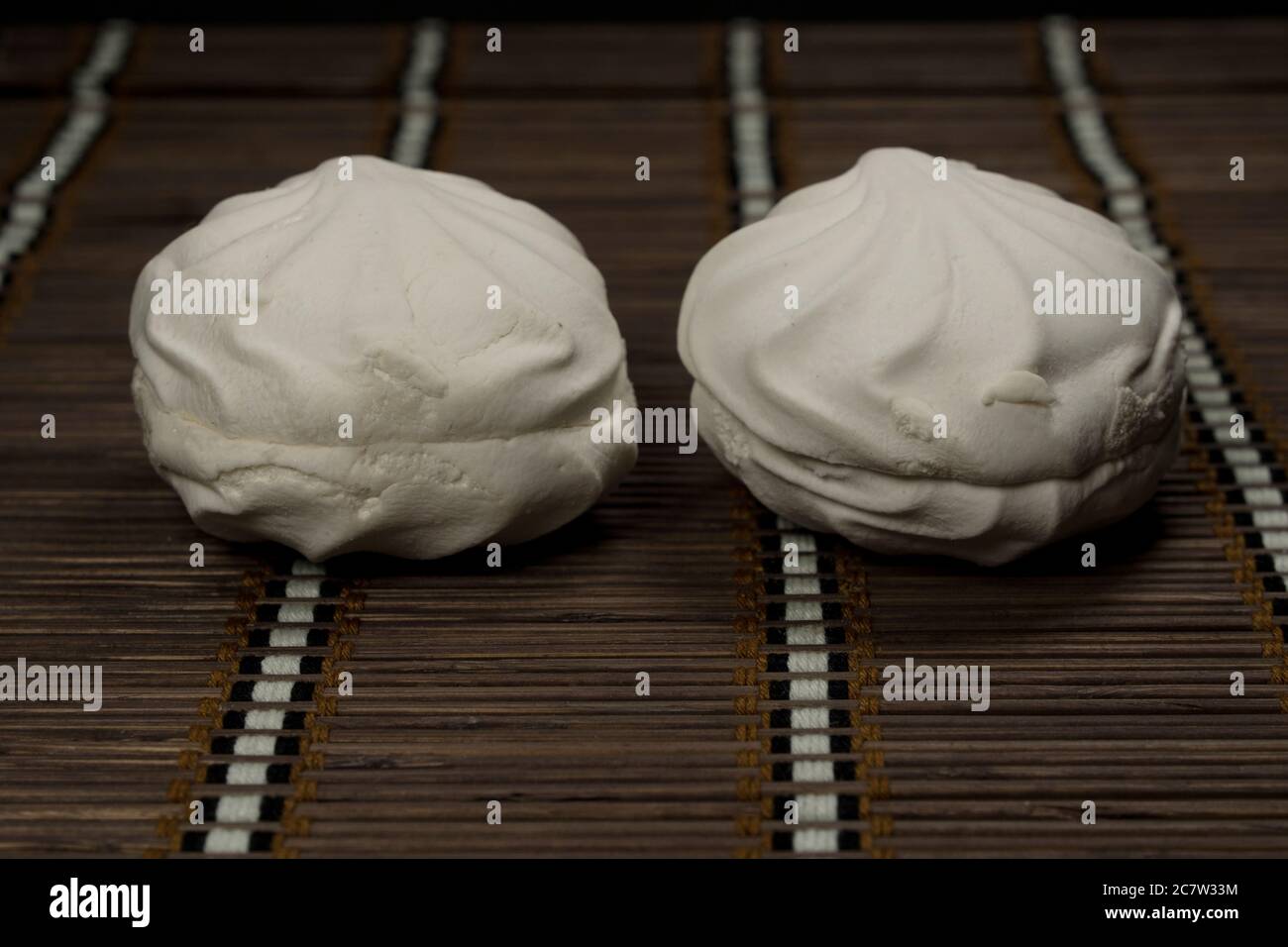 Set von leckeren weißen handgefertigten zephyr liegt Stockfoto