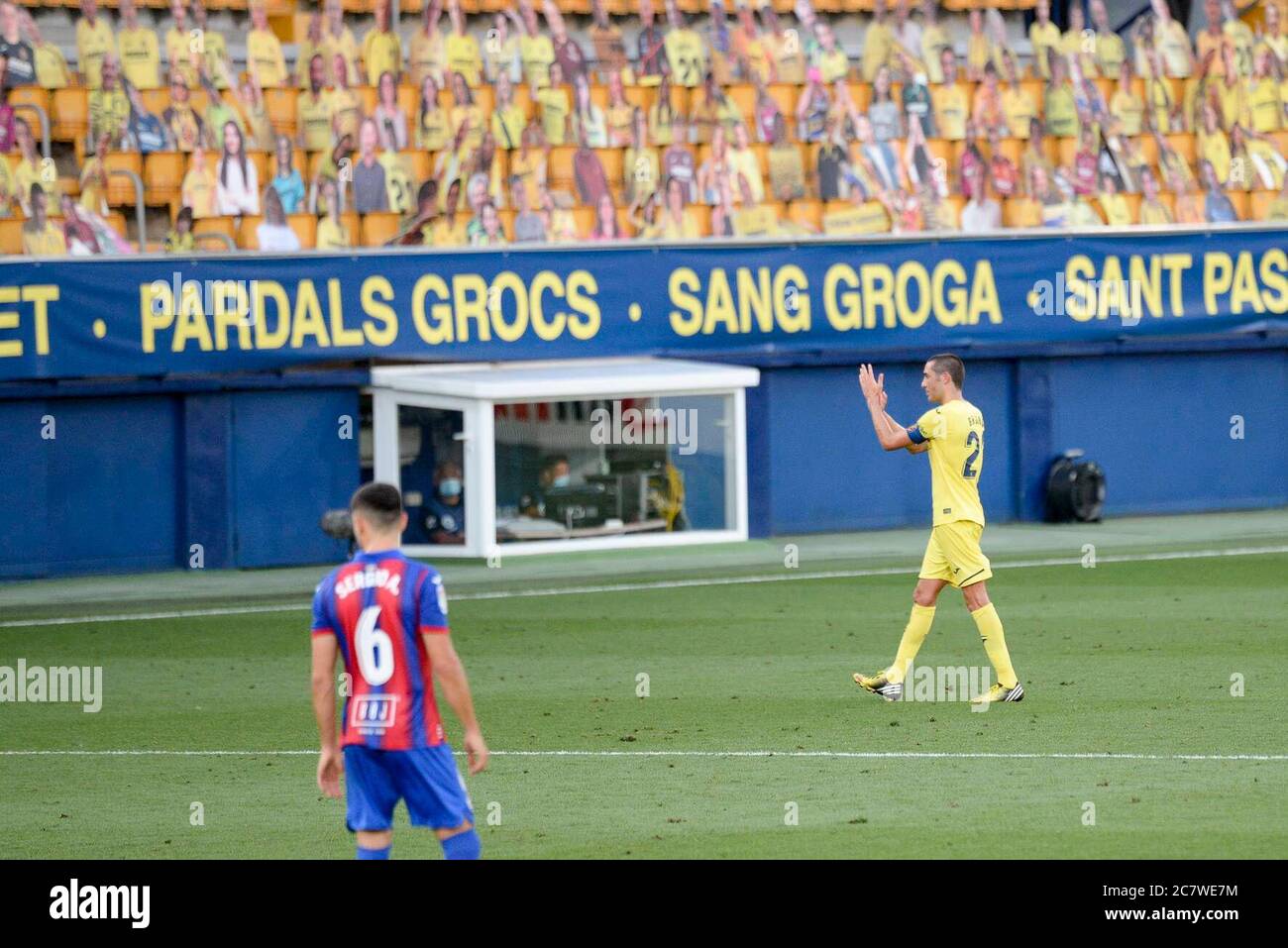 FUSSBALL - VILLARREAL VS EIBAR Santi Cazorla, Bruno Soriano in Aktion während der spanischen Liga, La Liga, Fußballspiel zwischen Villarreal und Eibar am 19. juli 2020 im Ceramica Stadion in Castellon, Spanien. Foto: Xisco Navarro Quelle: CORDON PRESS/Alamy Live News Stockfoto