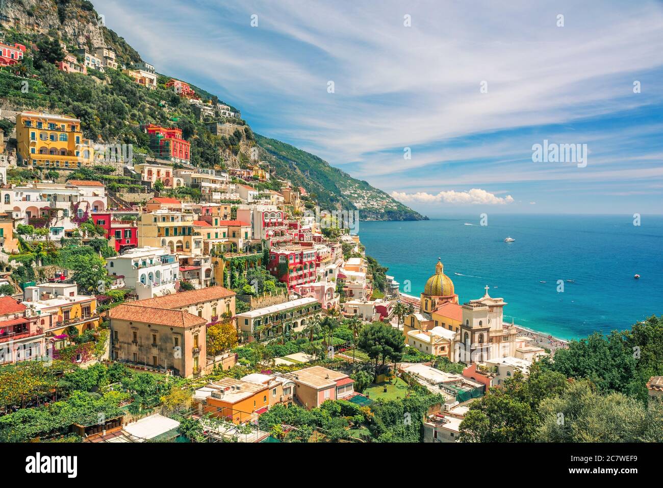Luftaufnahme der Stadt Positano an der Amalfiküste, Kampanien, Italien, Europa Stockfoto