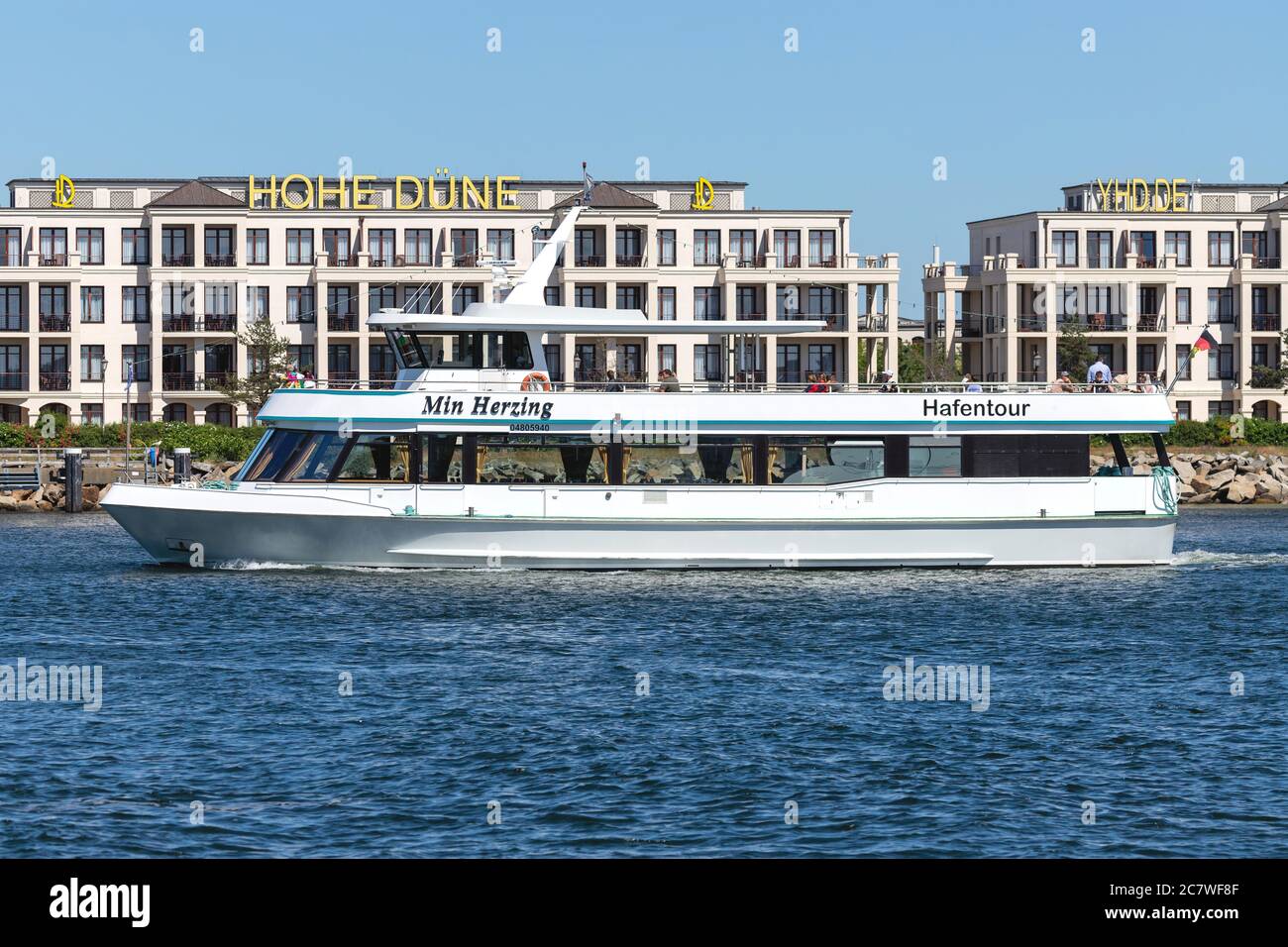 Ausflugsboot MIN HERZING auf Rostocker Hafen Stadtrundfahrt Stockfoto