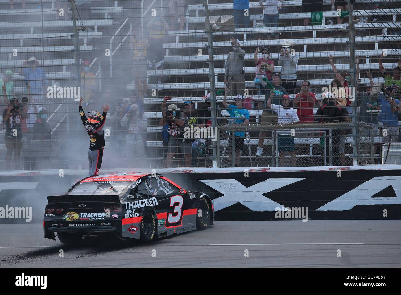 Fort Worth, Texas, USA. Juli 2020. Austin Dillon (3) gewinnt die O'Reilly Auto Parts 500 auf dem Texas Motor Speedway in Fort Worth, Texas. Kredit: Stephen A. Arce/ASP/ZUMA Wire/Alamy Live Nachrichten Stockfoto