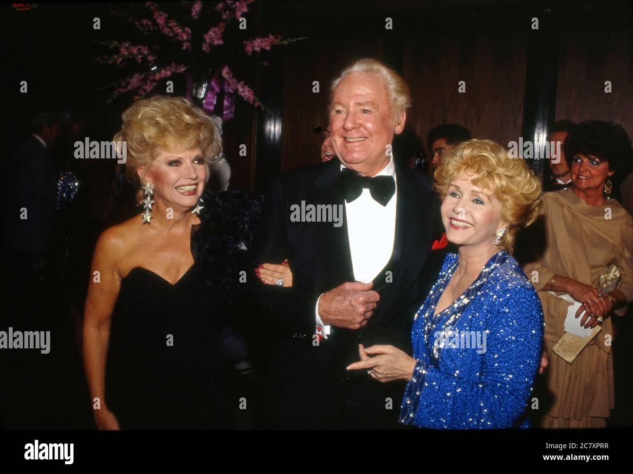 Van Johnson, Debbie Reynolds, Ruta Lee beim Thalian's Ball. Stockfoto