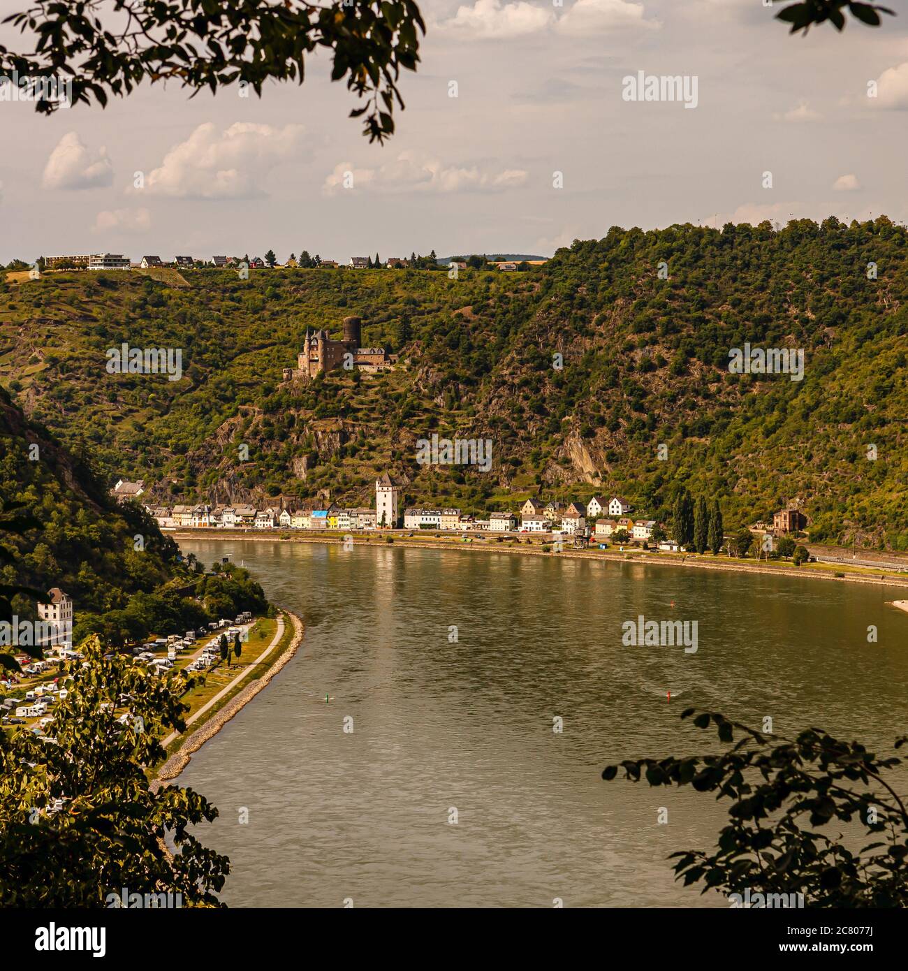 St. Goarshausen und Schloss Katz, Deutschland, Europa Stockfoto