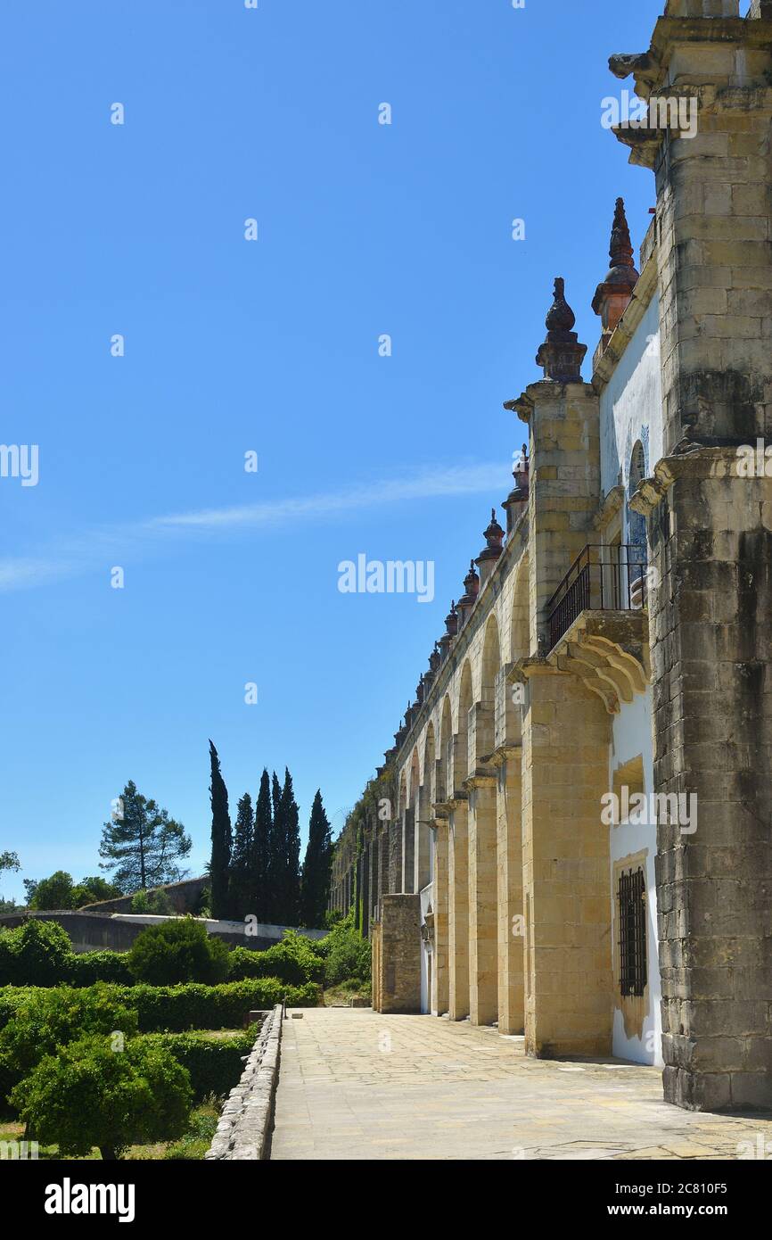 Das Kloster Christi in Tomar Portugal. Das Kloster wurde 1118 vom Orden der armen Tempelritter gegründet Stockfoto