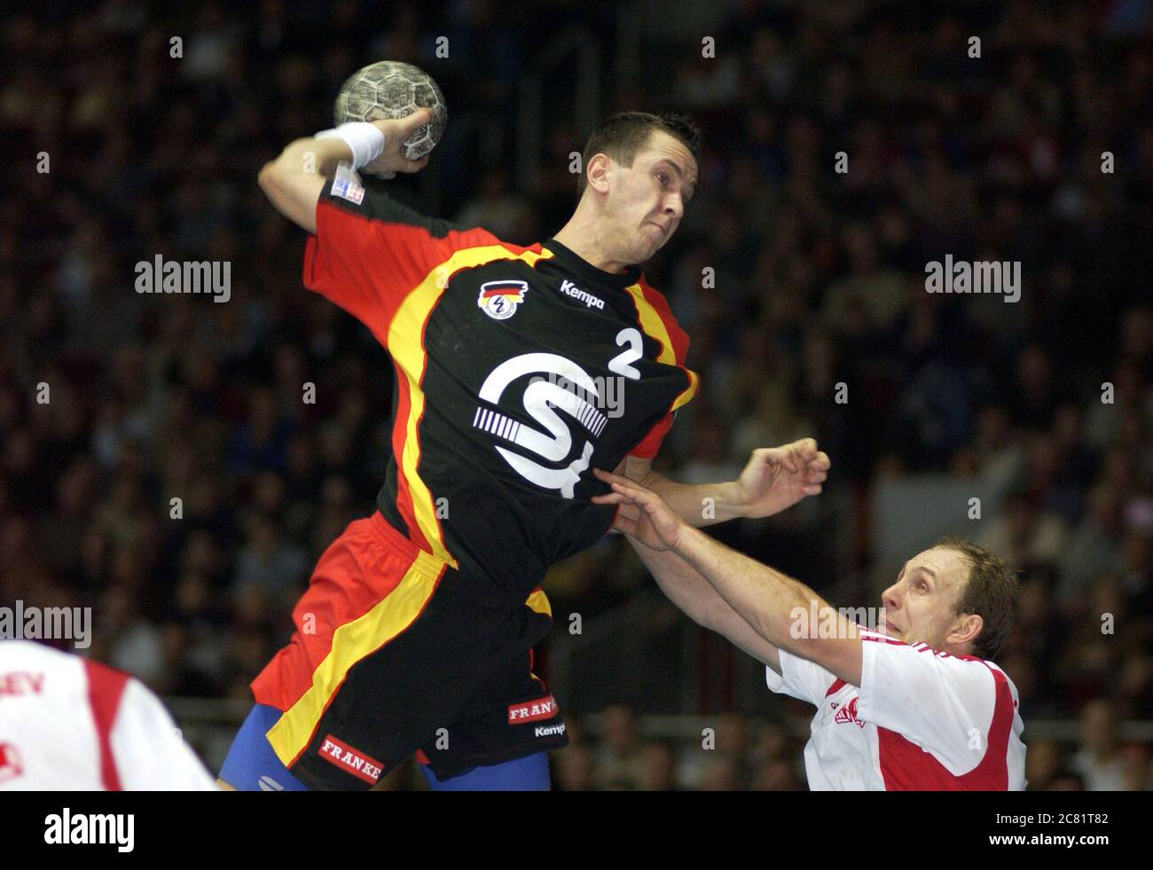 Westfalenhalle Dortmund Deutschland 17.1.2003 Handball: Internationales Testspiel Deutschland (GER) gegen Russland (RUS) 34:27 - Pascal Hens (GER) Stockfoto