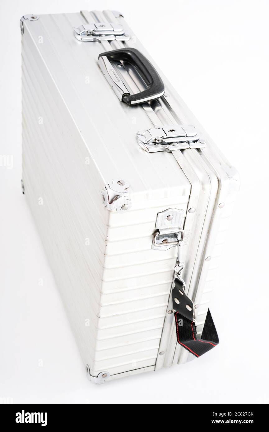 Kofferraum, Koffer, Metall, Sicherheit, Reisen, Handlich, handlich, Sicherheit, Verschlüsselung, Transport, geheim, BHs, Truhe, Dokumente, bewacht, geschäftlich, Verträge, Stockfoto