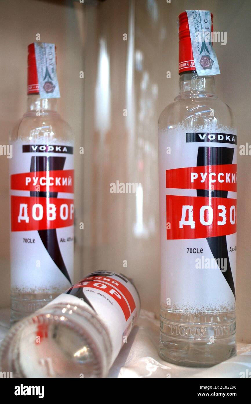 Turin, Piemont/Italien. -10/24/2009- die Weinschau Messe.Vodka Flaschen. Stockfoto