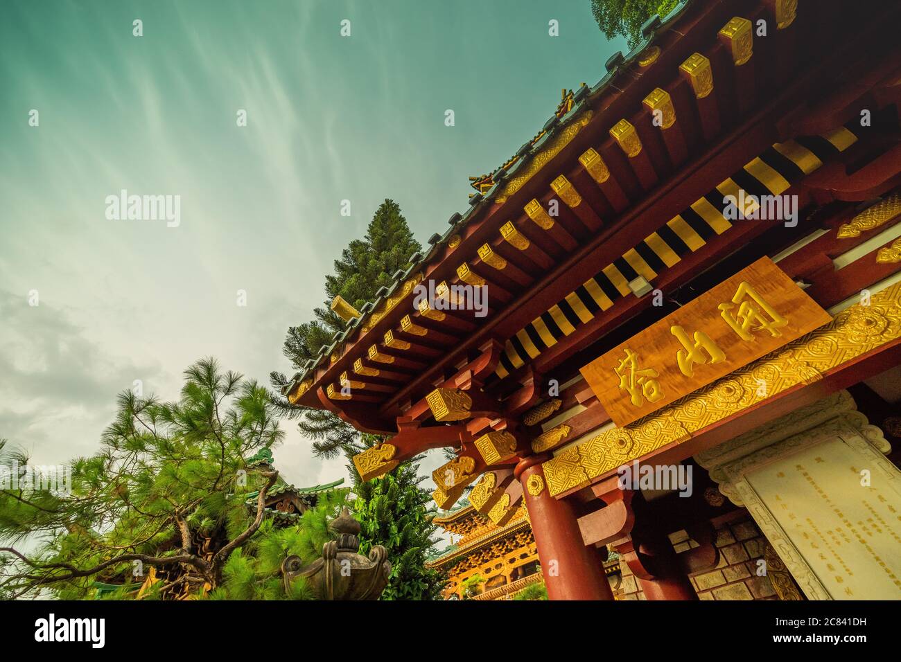 Pleiku, Vietnam - 11. Juli 2020: Minh Thanh Pagode, eine majestätische buddhistische architektonische Struktur in Pleiku Stadt, Provinz Gia Lai (Central Highland of V. Stockfoto