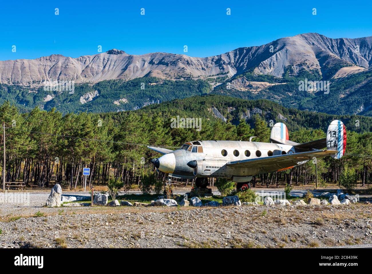 Segelflugzentrum Ubaye bei Barcelonnette. Barcelonnette ist eine Gemeinde im Département Alpes-de-Haute-Provence in Frankreich Stockfoto