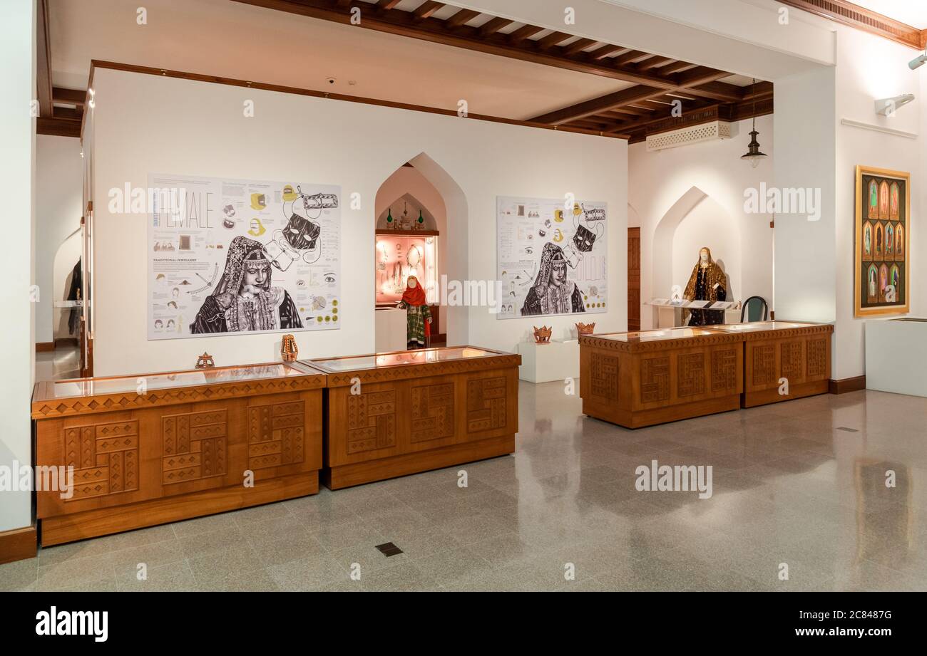 Maskat, Oman - 10. Februar 2020: Innenräume des Bait Al Zubair Museums im alten Maskat oder Sultanat von Oman Stockfoto