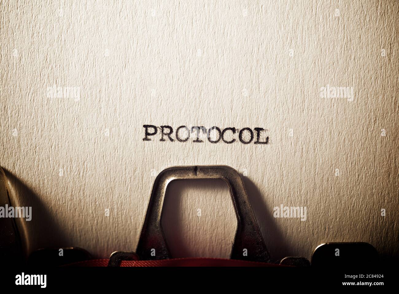 Protokollwort mit Schreibmaschine geschrieben. Stockfoto