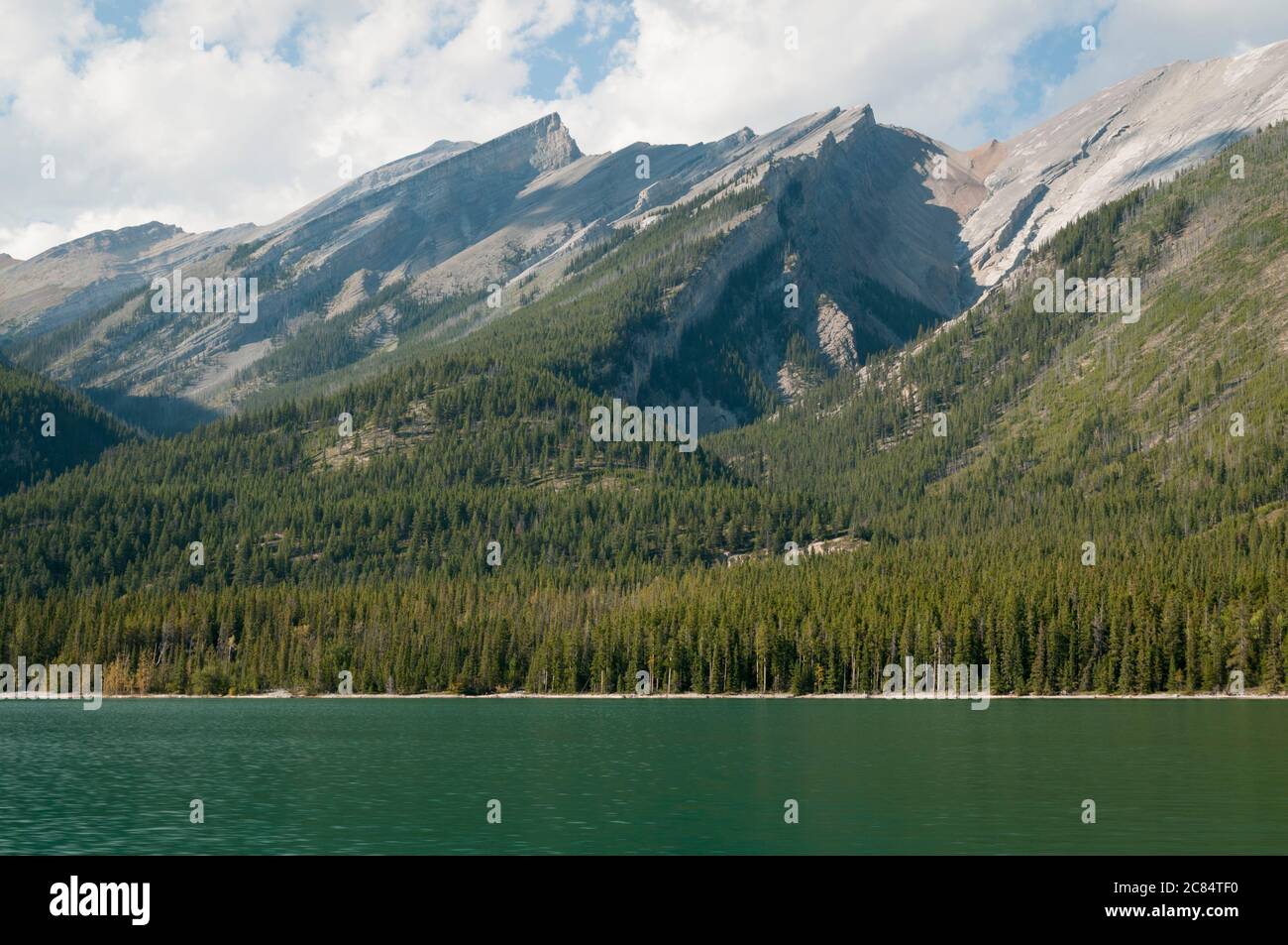 Lake Minnewanka, Banff, Alberta, Kanada. Stockfoto