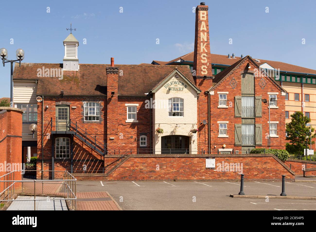 The Brewers Wharf Pub an der Waterfront Brierley Hill West Midlands UK Stockfoto