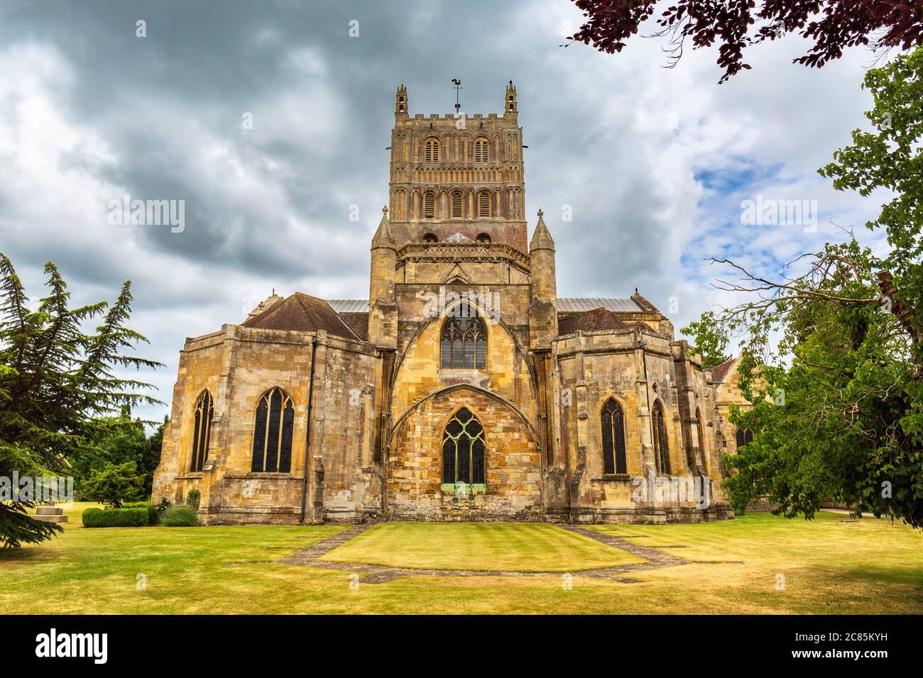 Tewkesbury Abbey Kirche aus dem Nordosten, Gloucestershire, England Stockfoto