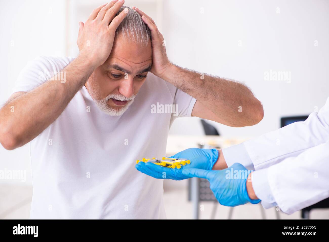 Patient leidet an Diabetes Hausarzt Stockfoto