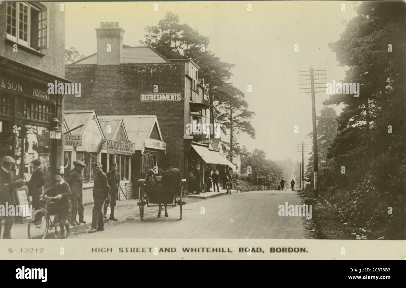 High Street & Whitehill Road, Army Village of Bordon, Alton, Whitehill, Hampshire, England. Datum: 1910er Stockfoto