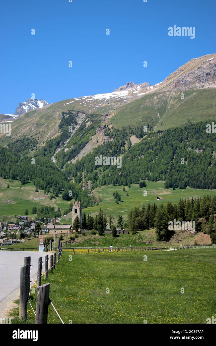 Schweizer Bergpanorama im Engadin Stockfoto