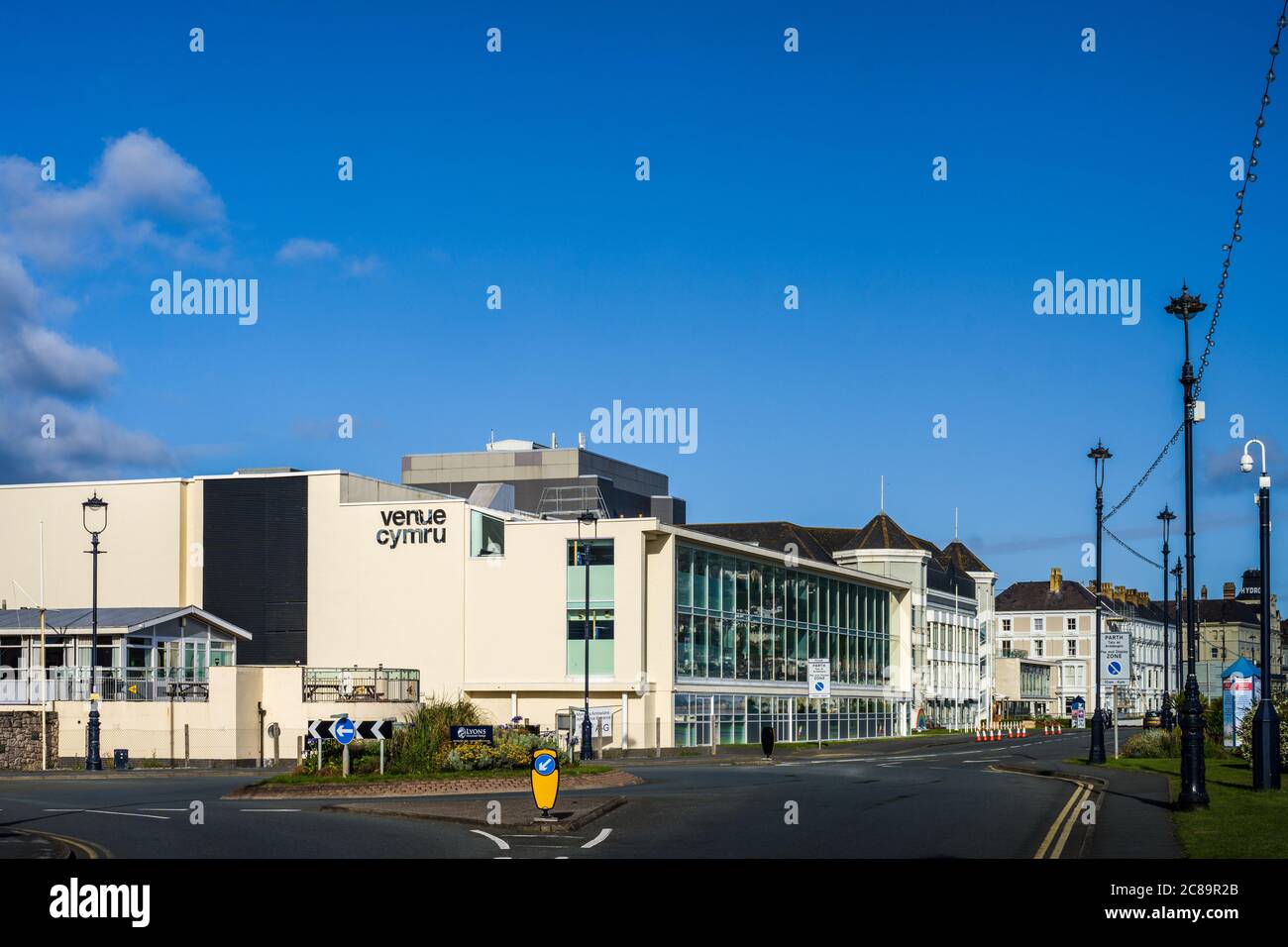 Venue Cymru Theater, Konferenzzentrum und Arena in Llandudno, Conwy, North Wales. Stockfoto