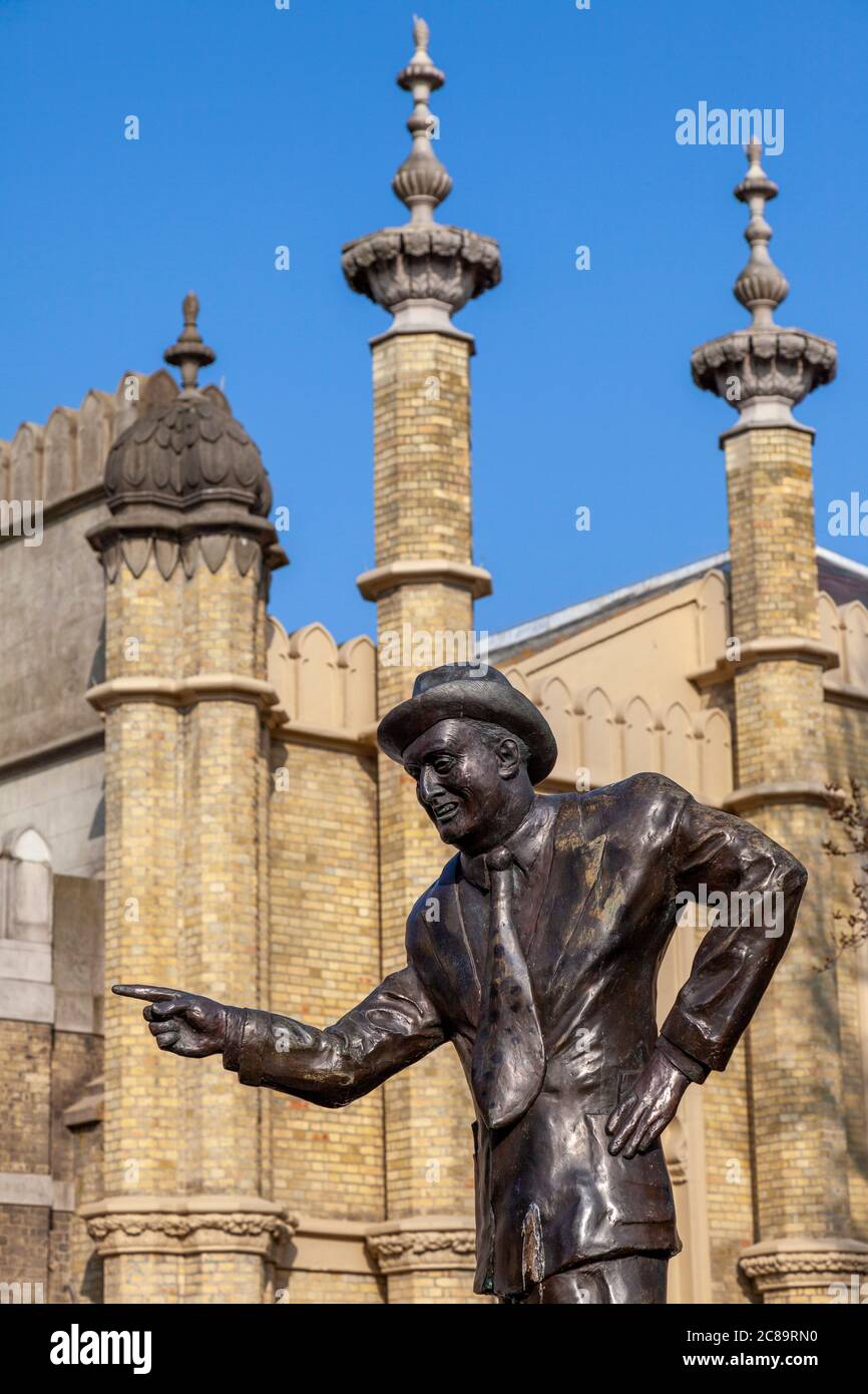 Statue von Max Miller, Brighton, East Sussex, Großbritannien Stockfoto