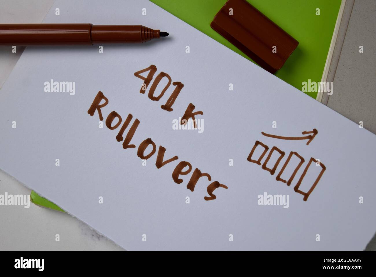 401k Rollers Text auf Haftnotizen isoliert auf dem Schreibtisch. Stockfoto 401k Rollers Text auf Haftnotizen isoliert auf dem Schreibtisch. Stockfoto