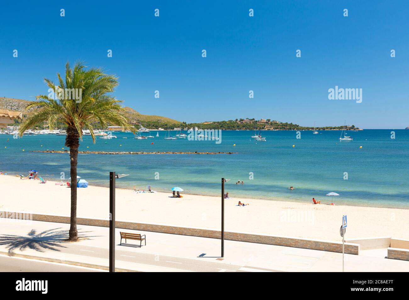 Der Strand von Puerto Pollença, Mallorca Stockfoto