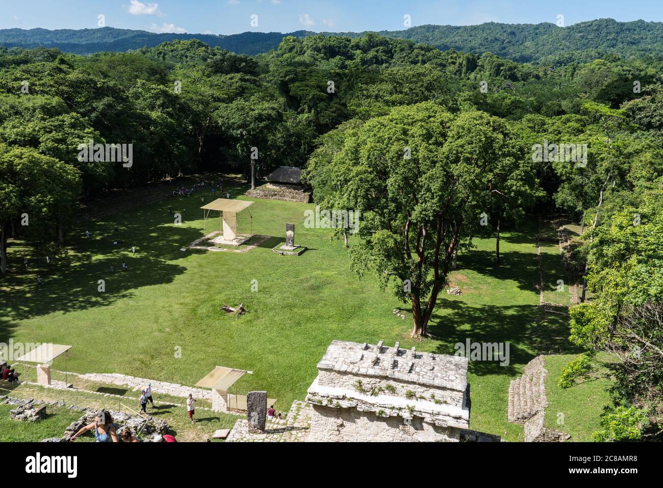 Der Hauptplatz in den Ruinen der Maya-Stadt Bonampak in Chiapas, Mexiko. Stockfoto