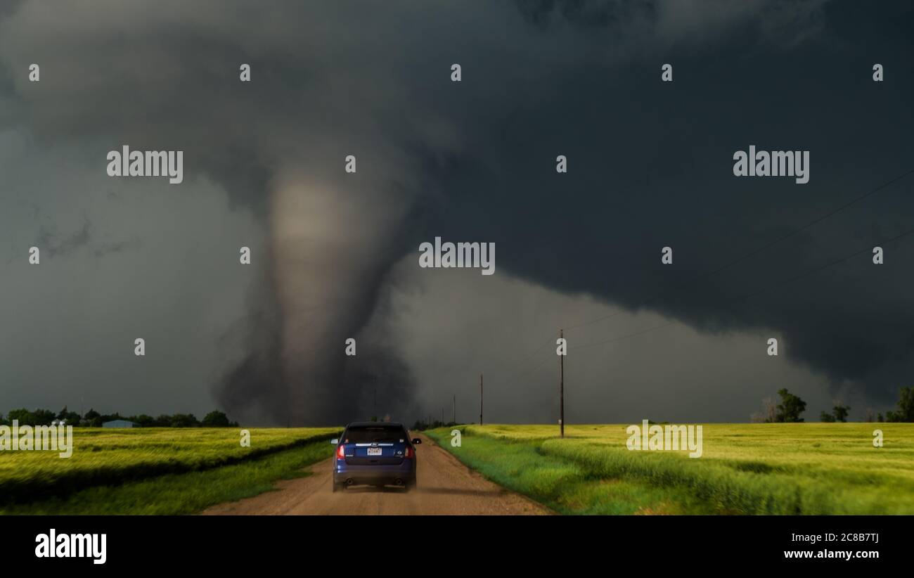 Tornado in einem Feld in der Nähe von Dodge City, KS Stockfoto