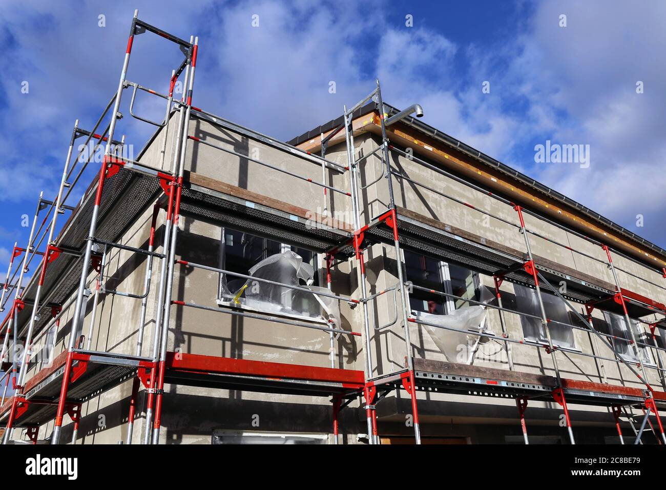 Neubau mit fertiger Grundputz Stockfoto