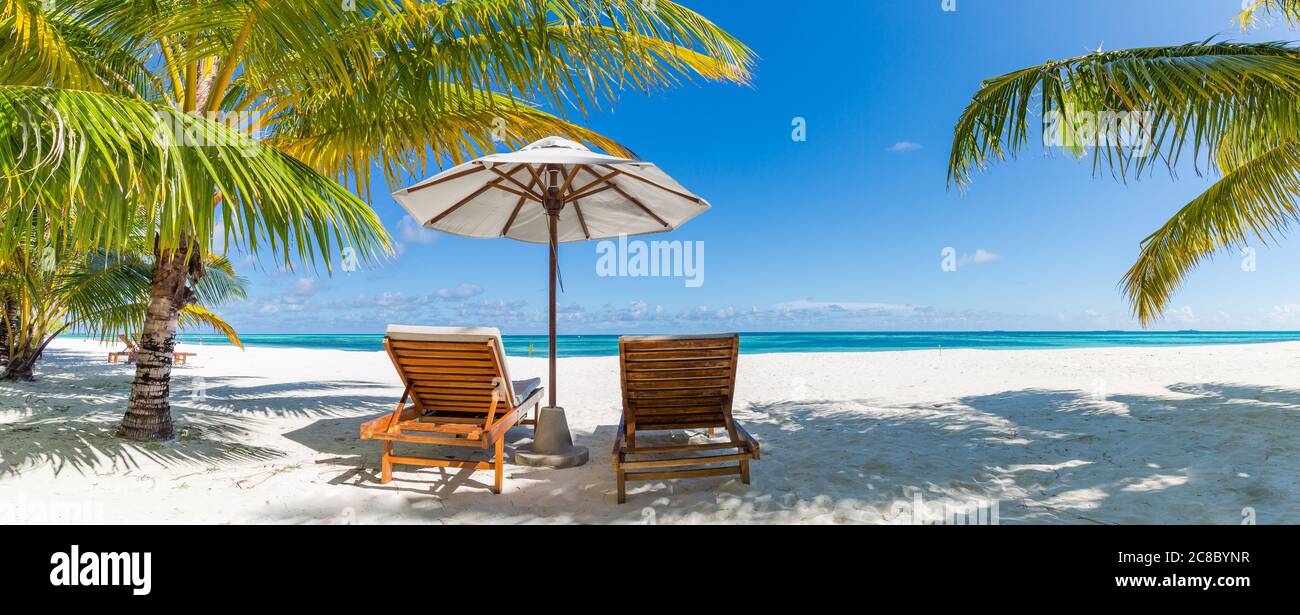 Perfekte Strandszene. Idyllische tropische Strandlandschaft für Hintergrund oder Tapete. Design des Tourismus für Sommerurlaub Urlaubskonzept. Luxusstrand Stockfoto