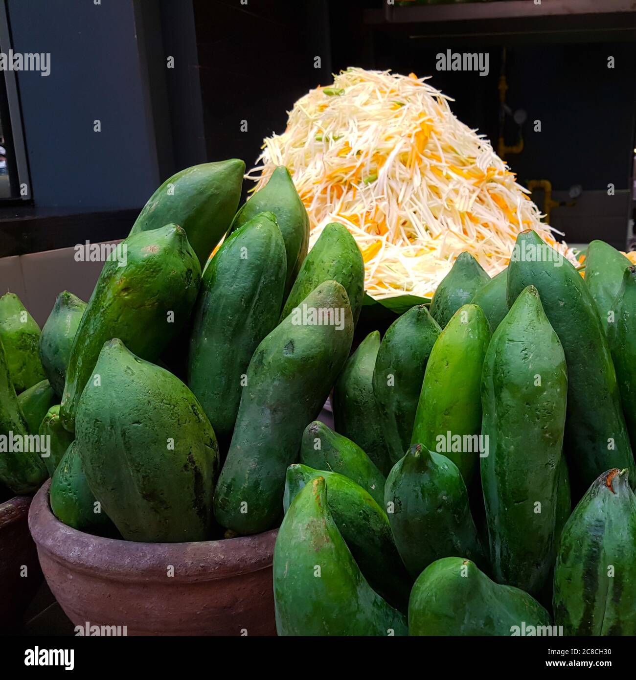 Portrait von köstlichem Thai Green Papaya Salat Stockfoto